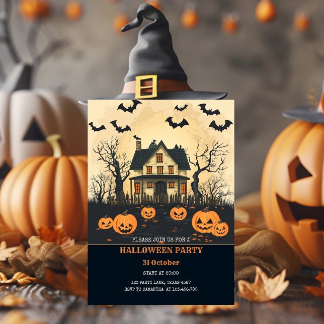 Skrämmande Halloween-hus på nattfest  Julkort (Skapare uppladdad)