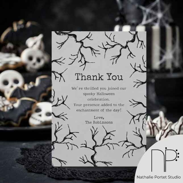 Skrämmande Halloween-tackkort med träd Tack Kort (hand-drawn fine-line spooky old oak tree halloween thank you greeting card)
