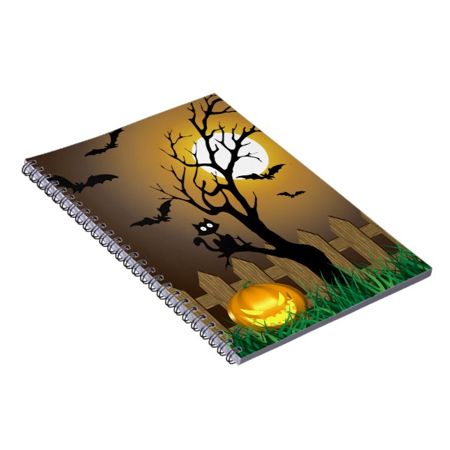 Skrämmande Halloween trädgårdsscen Anteckningsbok Med Spiral (Högra Sidan)
