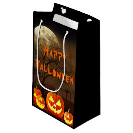 Skrämmande Halloweenfest på kyrkogården