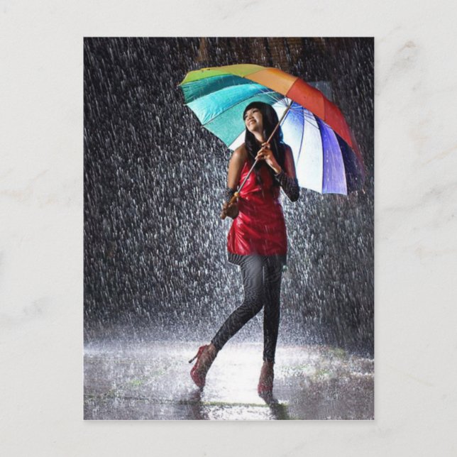 Skrämmande i regnet vykort (Framsida)