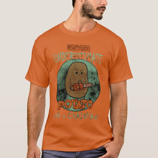 Skrämmande Ilsken Potatis Motorsåg Skräckfilmsälsk T Shirt (Framsida)