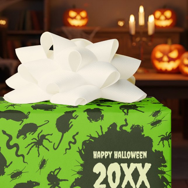 Skrämmande kräldjur Glad Halloween Lägg till år Mö Presentpapper (Skapare uppladdad)