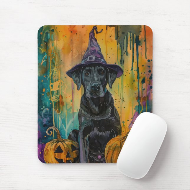 Skrämmande Labrador Hund Halloween Häxa Och Pumpa Musmatta (Med mus)