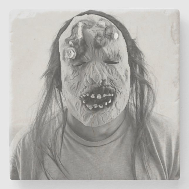 Skrämmande mask stenunderlägg (Framsidan)
