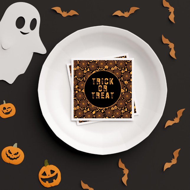 Skrämmande Orange Svart Halloweenkalas med Bus ell Pappersservett (Spooky Orange Black Trick or Treat Halloween Party Napkins)