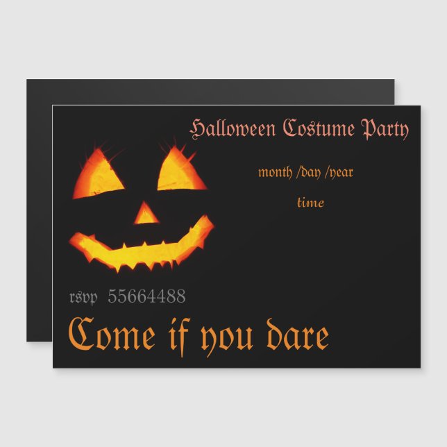 skrämmande pumpa i mörken - Halloween Magnetisk Inbjudningskort (Fram/baksida)