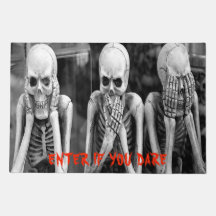 Skrämmande roliga skelett Halloween dörrmatta