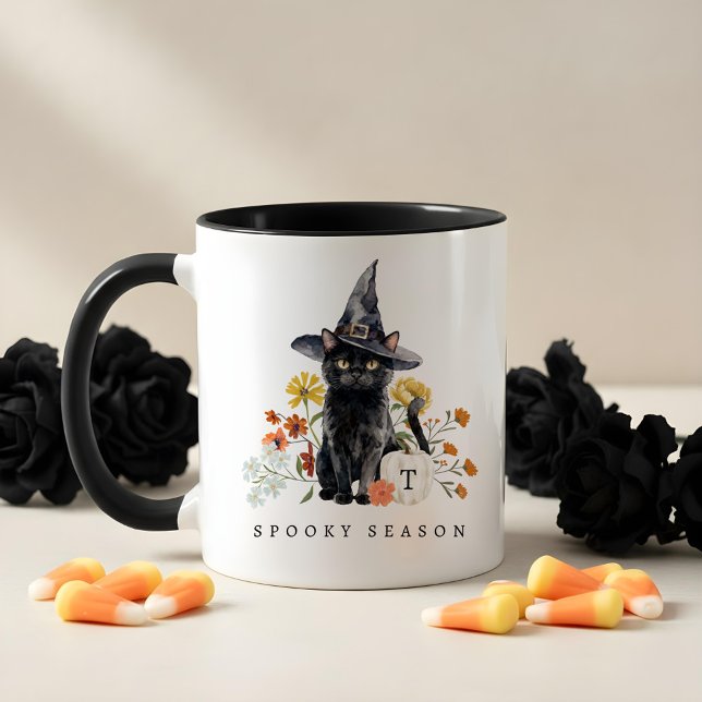 Skrämmande säsong Svart katt Höst Mysig Blommig Mo Mugg (Spooky Season Black Cat Fall Cozy Floral Monogram Mug)
