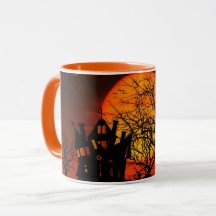 Skrämmande spökhus Halloween-mugg