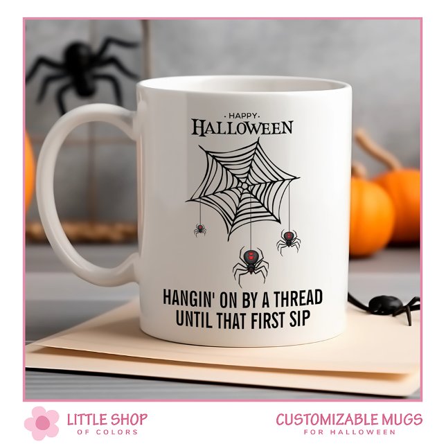 Skrämmande Svarta Änkor Spindlar med Nät Halloween Kaffemugg (Skapare uppladdad)