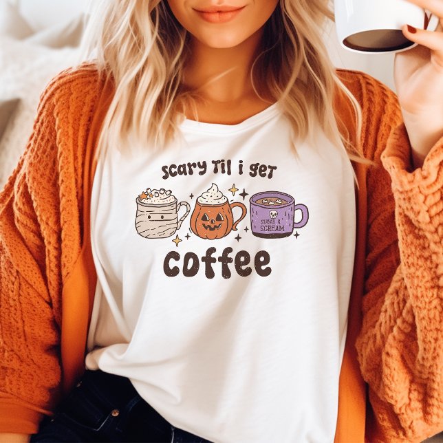 Skrämmande tills jag får kaffe Retro Halloween  T Shirt (Skapare uppladdad)