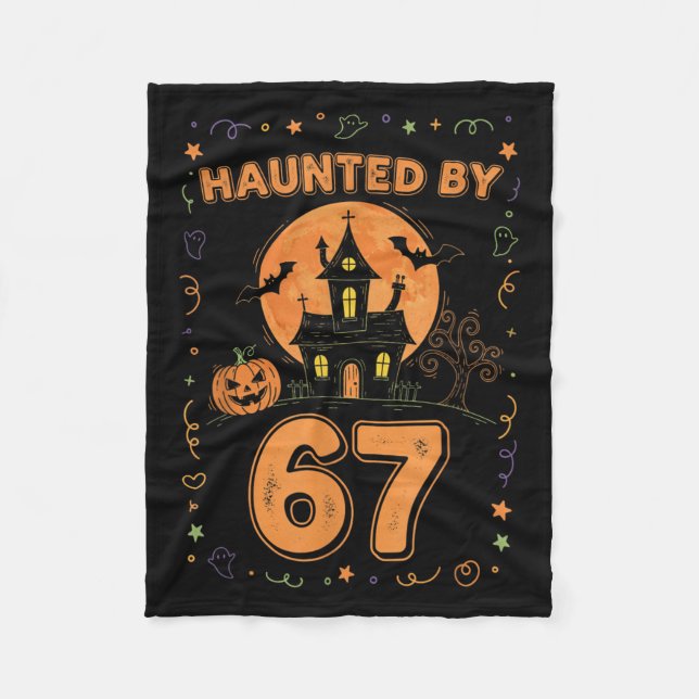 Skrämmas av 67 roliga Halloween Fleecefilt (Framsidan)