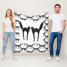 Skrämmd svarta katter