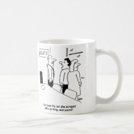 Skrapor Relatera konsultens bil vid parkering Kaffemugg
