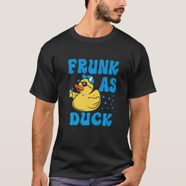 Skräppost som Anka - Lustigt Rubber Anka-drickande T Shirt (Framsida)