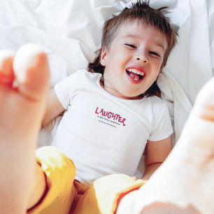 Skratt är den bästa medicinen t shirt