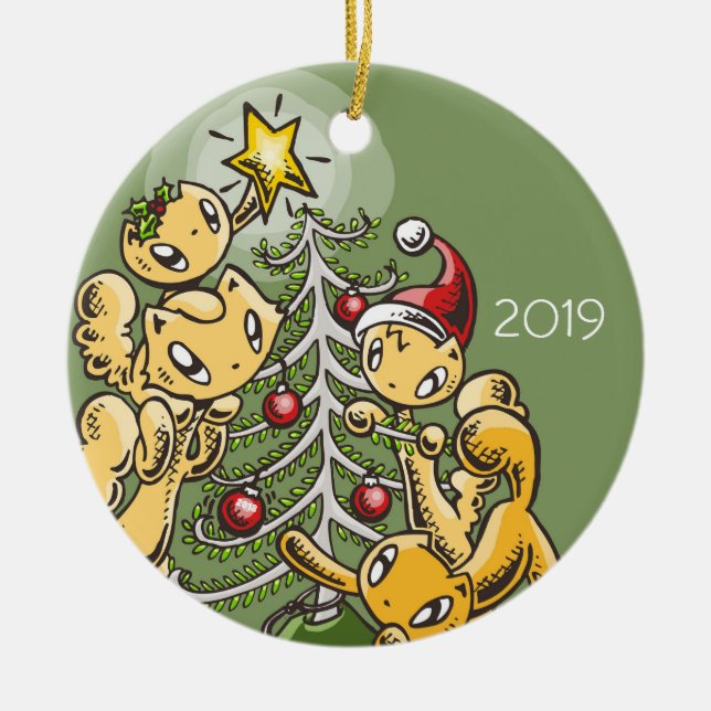 Skribbles the Cat Family: Trim the Träd Julgransprydnad Keramik (Framsidan)