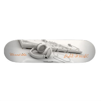 SKRIDSKO TILL MUSIK SKATEBOARD BRÄDA 19,5 CM