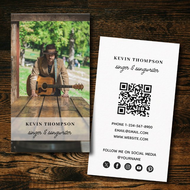 Skript för Singer Musician Photo Social Media QR-k Visitkort (Singer Musician Photo Social Media QR Code Script Business Card)