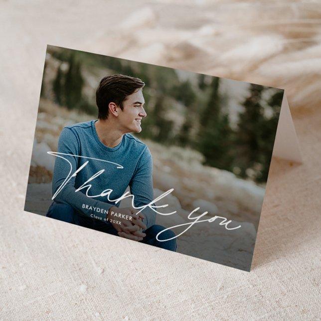 Skript Foto Examen Tack Kort (Modern Script Graduation Photo Folded Thank You Card.)