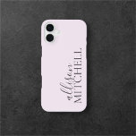 Skriptkalligrafi - minimalistisk iphone case<br><div class="desc">Minimalistisk fodral har namn som kombinerar skriptcalligrafi med chic serif-teckensnitt.</div>