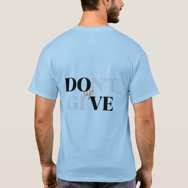 Skriv inte ut T-Shirt bakåt i Ge - Motivering och (Baksida)