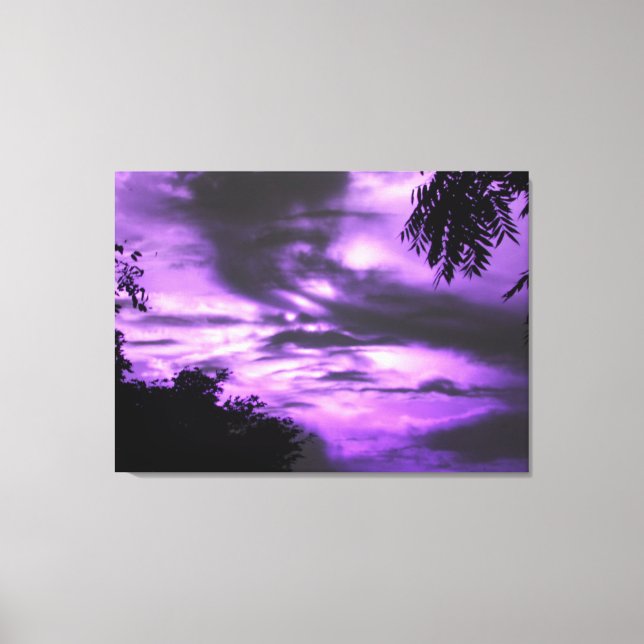 Skriv ut lila Clouded Sunrise Wrapped Canvas (Framsida)