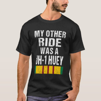 Skriv ut på Vietnams veteranska Biker Eh-1 Huey He T Shirt