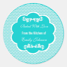 Skron bakad med Kärlek-etiketter som ger Märkre