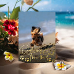 Skruva igenom Sand Hund Beach<br><div class="desc">Persikokort,  hund-helgdag med tass avtryck. Redigera och anpassa för att ändra namn,  år och typsnitt och folie färg. Anpassa ytterligare om du vill lägga till mer text eller fler foton på baksidan.</div>