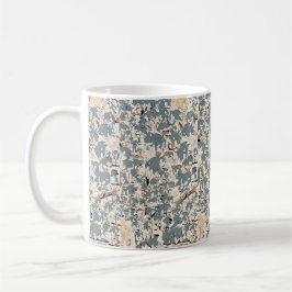 Skruva medan sipprande kaffemugg