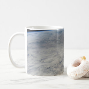 Skugga av Måne-kusten på norra Stilla havet. Kaffemugg