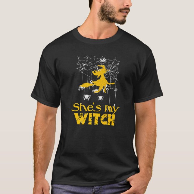 Skuggar min Witch Kärlek-partner Cast Spell Broom  T Shirt (Framsida)