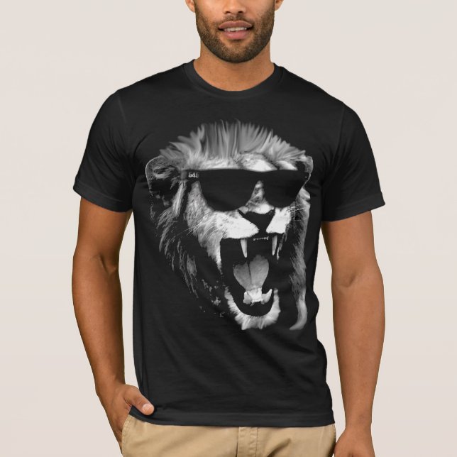 Skuggigt lejont tee shirt (Framsida)