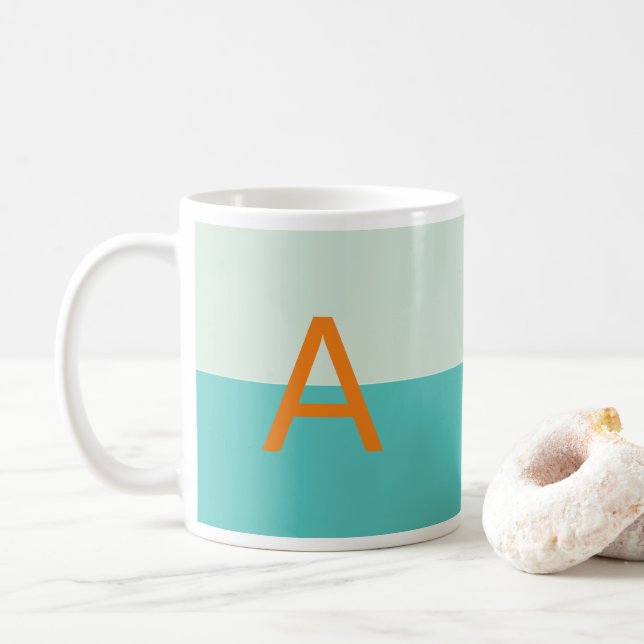 Skuggor av Teal Monogram Customized Alphabet Kaffemugg (Med munk)