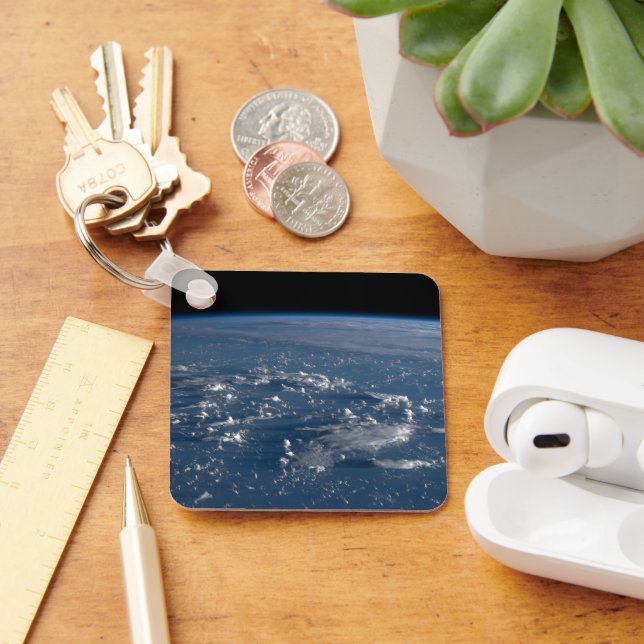 Skuggor från moln över Filippinernas hav Nyckelring (Skrivbord)