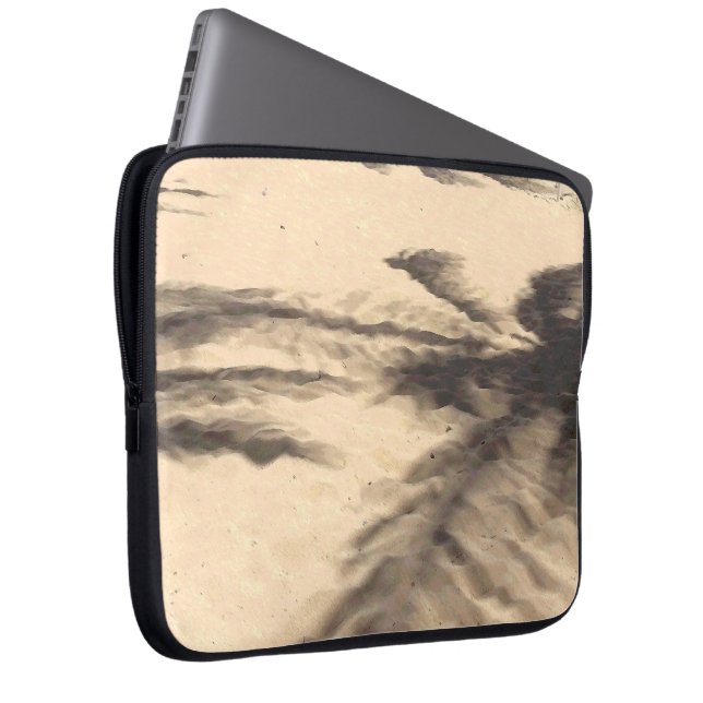 Skuggor på sandet laptop sleeve (Framsidan Höger)