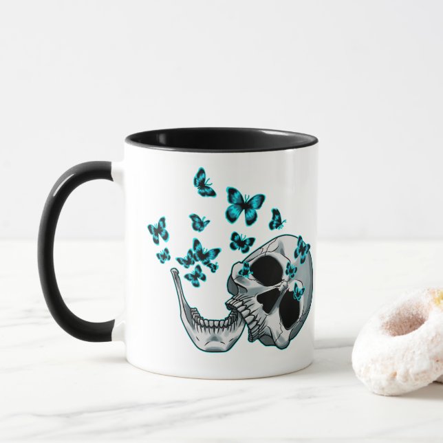 Skull and Blue Butterflies Mug Mugg (Med munk)