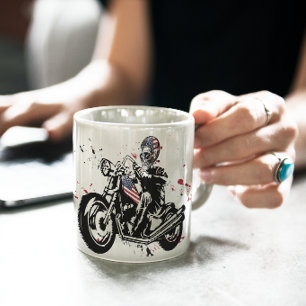 Skull-Biker med American Flagga Helmet Kaffemugg