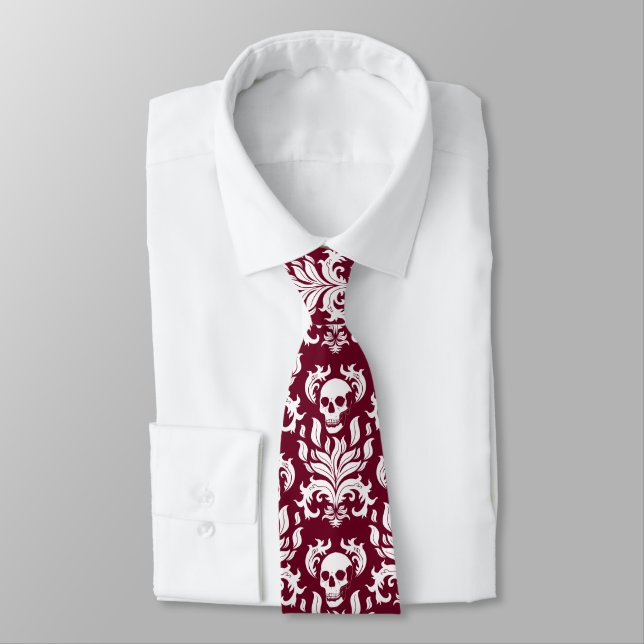 Skull Flame Damask i skarp vit på djupt rött Slips (Bunden)