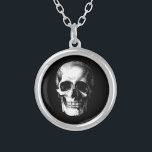 Skull Gothic Halloween Bröllop Necklace Silverpläterat Halsband<br><div class="desc">Inbjudan är de du ser i kärlek när du säger "tills döden gör oss delaktiga i vårt Gothic Skull Halloween Bröllop Theme.  De här skallhalshalsarna är perfekt för din gotiska bröllopsdag.  Anpassa bakgrunden färg och ord för att göra den till din egen.</div>