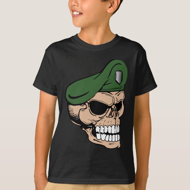 Skull Grönt Beret T-shirt (Framsida)