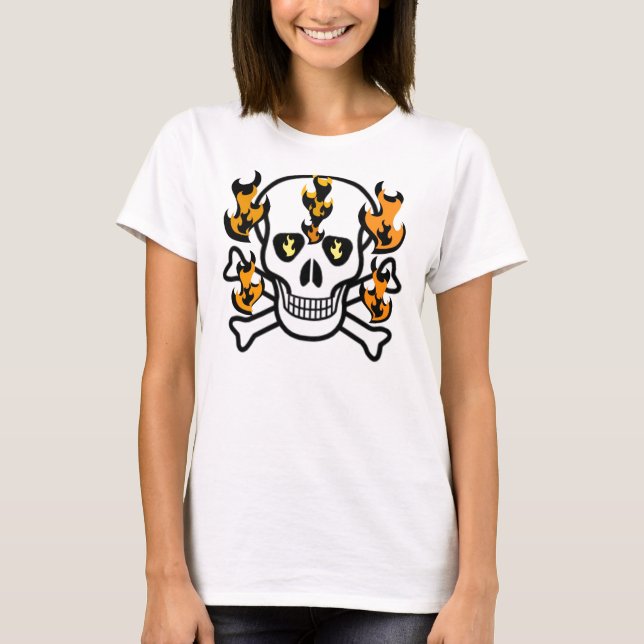 SKULL I FLAMES GRAFISKA SKRIV UT T SHIRT (Framsida)