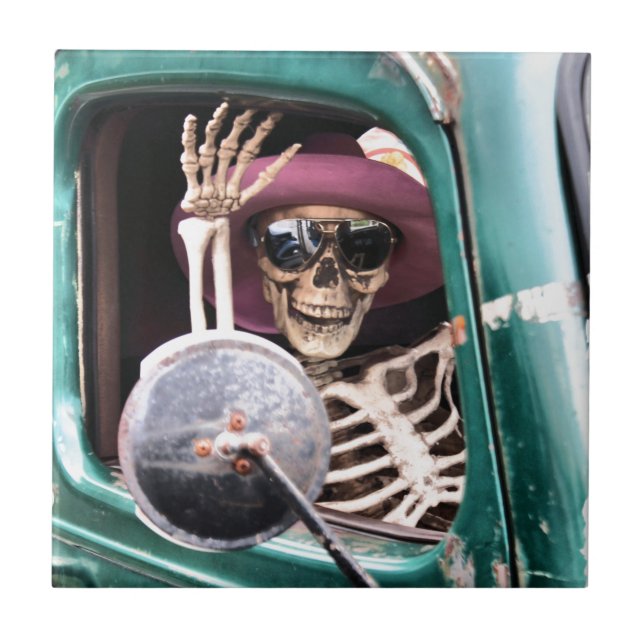 Skull i lastbil kakelplatta (Framsidan)