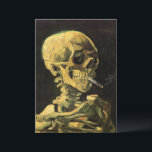 Skull med Burning Cigarette av Vincent van Gogh<br><div class="desc">Skull med Burning Cigarette av Vincent van Gogh är en vintage bra konst post impressionism fortfarande livmålning. En porträtt av humant skelettrökning. Underbar använda för antirökprodukter. Rökning av dödor på 1 000-talet varje år hjälper någon att sluta röka idag. Underbar image för Halloween eller Día de los Muertos, Day of...</div>