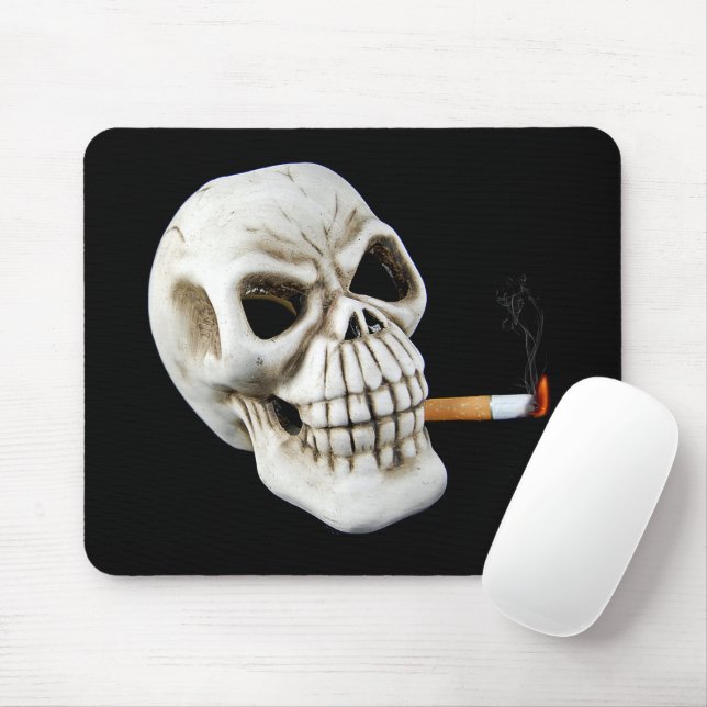 Skull med rökcigarett musmatta (Med mus)