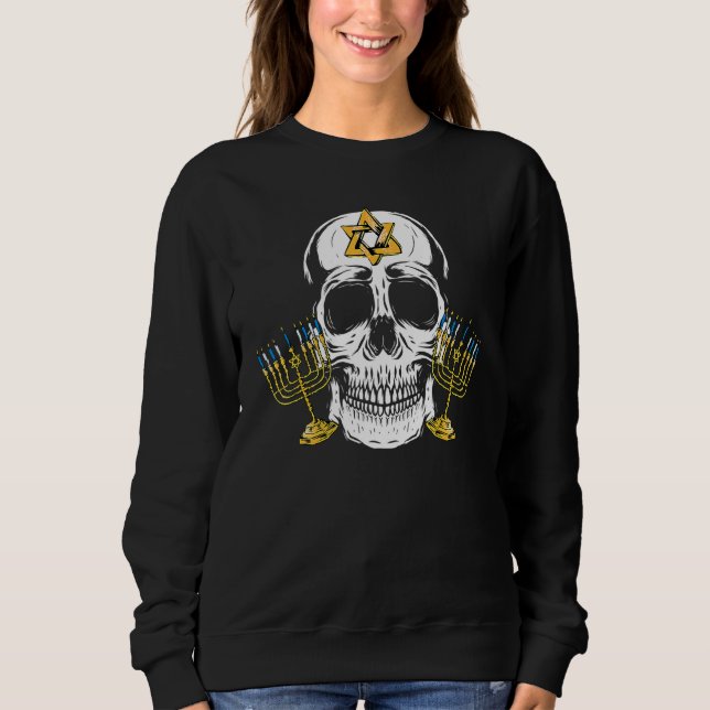 Skull Menorah Hanukkah Cool Skeleton Chanukah Jewi T Shirt (Framsida)