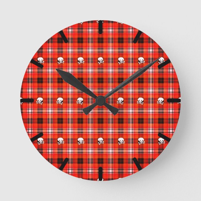 Skull och Crossbone Red och Black Play Rund Klocka (Framsida)