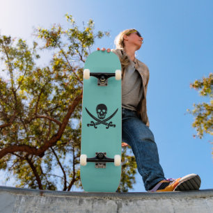 SKULL- OCH GRÖDKORNA PIRAT SKATEBOARD DECK